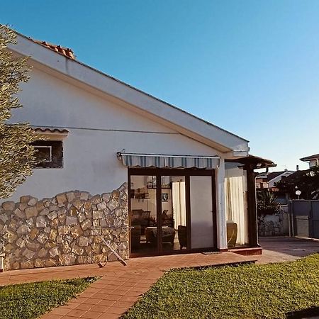 Villa Mery L'Americano Esterno foto