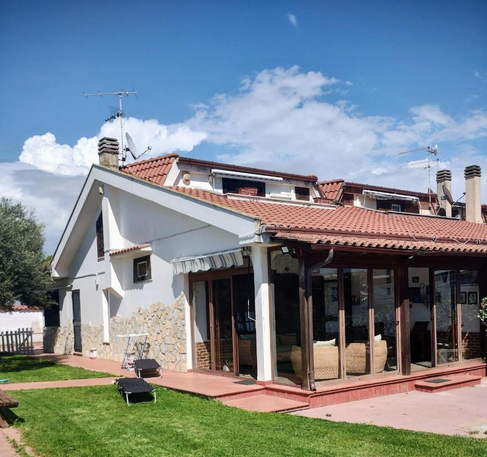 Villa Mery L'Americano Esterno foto